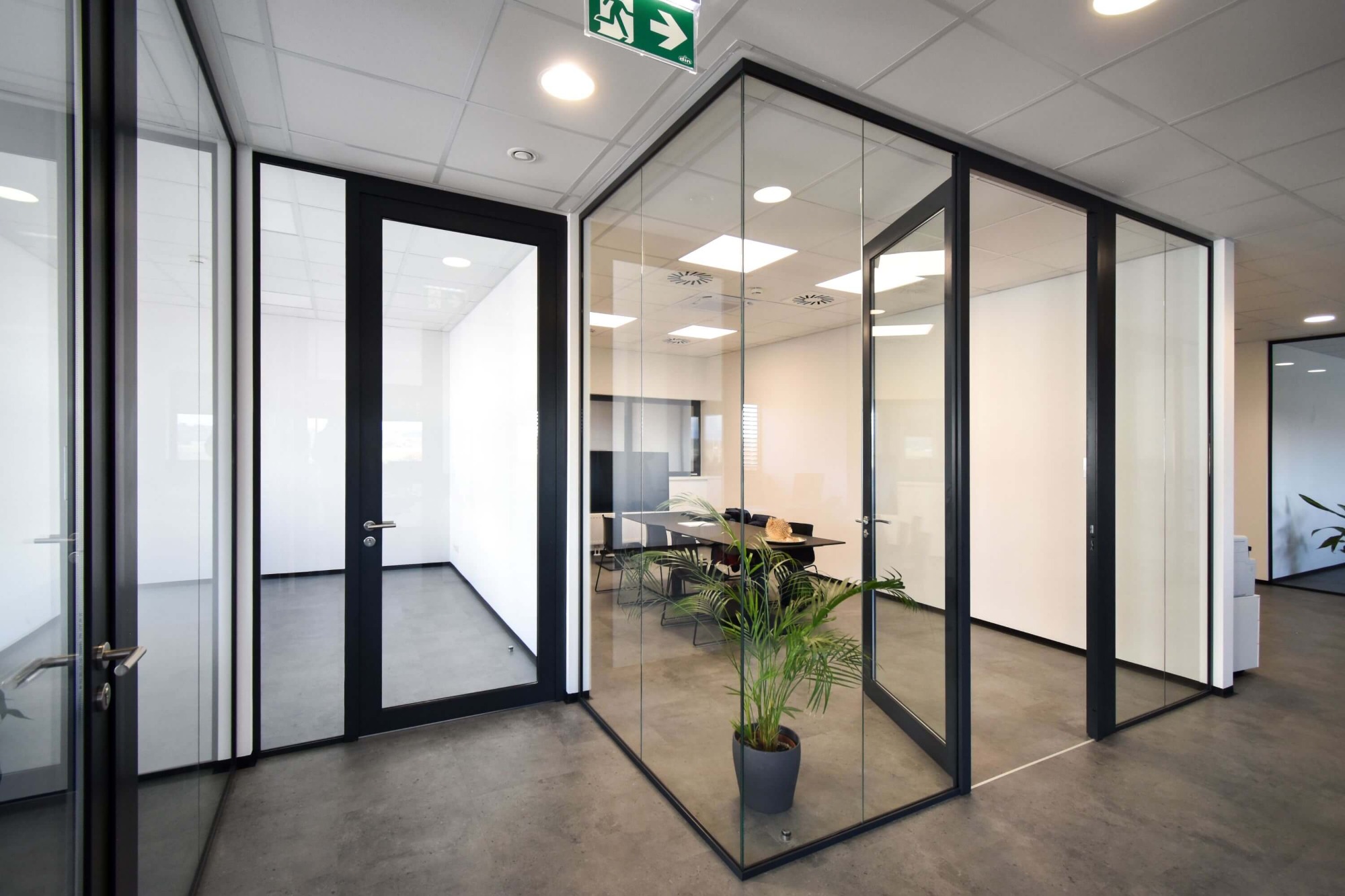 Modern and sustainable customized offices 